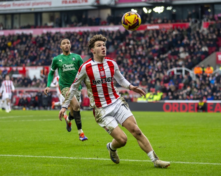 永利APP-Here we go！罗马诺：利物浦19岁边锋库马斯将租借加盟伯明翰